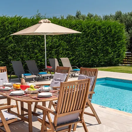 Armonia Vilă Lixouri